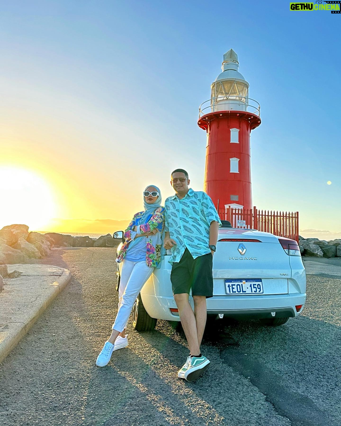 Natalie Sarah Instagram - Masiih disini 🩷 MashaAllah Tabarakallah - #holiday #beach #australia #fremantle #family