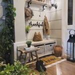 Natalie Sarah Instagram - hmm, Lagi Mikir2 🤔 tapi, Aah.. ya Sudah lah 😅 - #homedecor #mudroom #homesweethome #diy