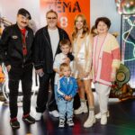 Natalya Podolskaya Instagram - У нас сегодня праздник!!!! Нашему Ивану 3 года!!! Это самый прекрасный и чудесный весенок( Весы) на свете ! Словами не описать , как мы тебя любим ❤️ Могу сказать одно . С первыми детьми мы очень тревожные . Все в первый раз . Когда появляется второй - ты просто наслаждаешься материнством ❤️. Моё пожелание только одно . Хочу пожелать в день рождения своего ребенка , чтоб все дети во всем мире были здоровыми и счастливыми 🙏🏻