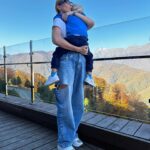 Natalya Podolskaya Instagram - То количество эмоций, которое мы испытали сегодня сложно выразить словами ! Думаю фотографии их передают лучше! Потрясающий день в @krasnaya_polyana_resort . Здесь все собрано в одном месте на высоте 960 м. - хаски , тюбинги , оленья ферма в парке wonderland и подьем на ВОЗДУШНОМ ШАРЕ ( я не забуду это никогда !!!) На 2200 мы прошли по подвесному мосту над обрывом ( не забуду это никогда 2) . Это один из самых ярких дней , которые мы проводили вместе с детьми ! Я бы хотела больше таких вот дней для них, но и для нас взрослых тоже ! Глаза горели у всех одинаково!!! Благодарю 🙏🏻