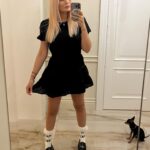 Natalya Rudova Instagram - Норм если без домашки в понедельник в школу приду?🤭😏