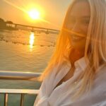 Natalya Rudova Instagram - « .. Ведь сердце может вряд ли разбиться Если давно не бьётся.»