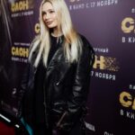 Natalya Rudova Instagram - Вчера на премьере фильма «Слон» 🎬 Павел Прилучный шикарен. Очень сложно весь фильм быть в кадре. Все держится на одном актере💪 Кино держит до финала с неожиданным концом😻 Так что рекомендую посетить в прокате с 17-го ноября🙌