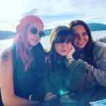 Natasha Klauss Instagram - No es día de #tbt pero para mi si es día de compartirles con estas fotografías lo importante que es la familia , los momentos que compartimos y lo bien que nos sentimos cuando no desaprovechamos ni un segundo en decirles a aquellos que “ amamos “ cuánto “ los amamos “ ❤️❤️❤️❤️ Feliz día #misamores Que la vida no te pase por encima , sumérgete en ella , sonriéndole y aportando lo mejor de ti ❤️