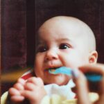 Natasha Klauss Instagram - Y bueno mi @alanaranjar previo a tu cumple que es mañana y que ya son 22 años en los que me he enamorado de ti cada día más , quiero con estas fotos presumir de ti ! 🥰 de contar que eres mi primer amor , el que me enseñó a saber que es el amor de verdad sin etiquetas . El amor incondicional de verdad ! el que hizo que mi vida cambiara por completo y la hija que volvería a elegir mil veces más por todo lo que me haz enseñado y por todo lo que he crecido como mujer, gracias a lo que he aprendido contigo ❤️ Ustedes perdonen la intensidad #mismamores pero mañana montare mas fotos ❤️ de mi princesa Gracias Dios por permitirme seguirla disfrutando en vida 🙏