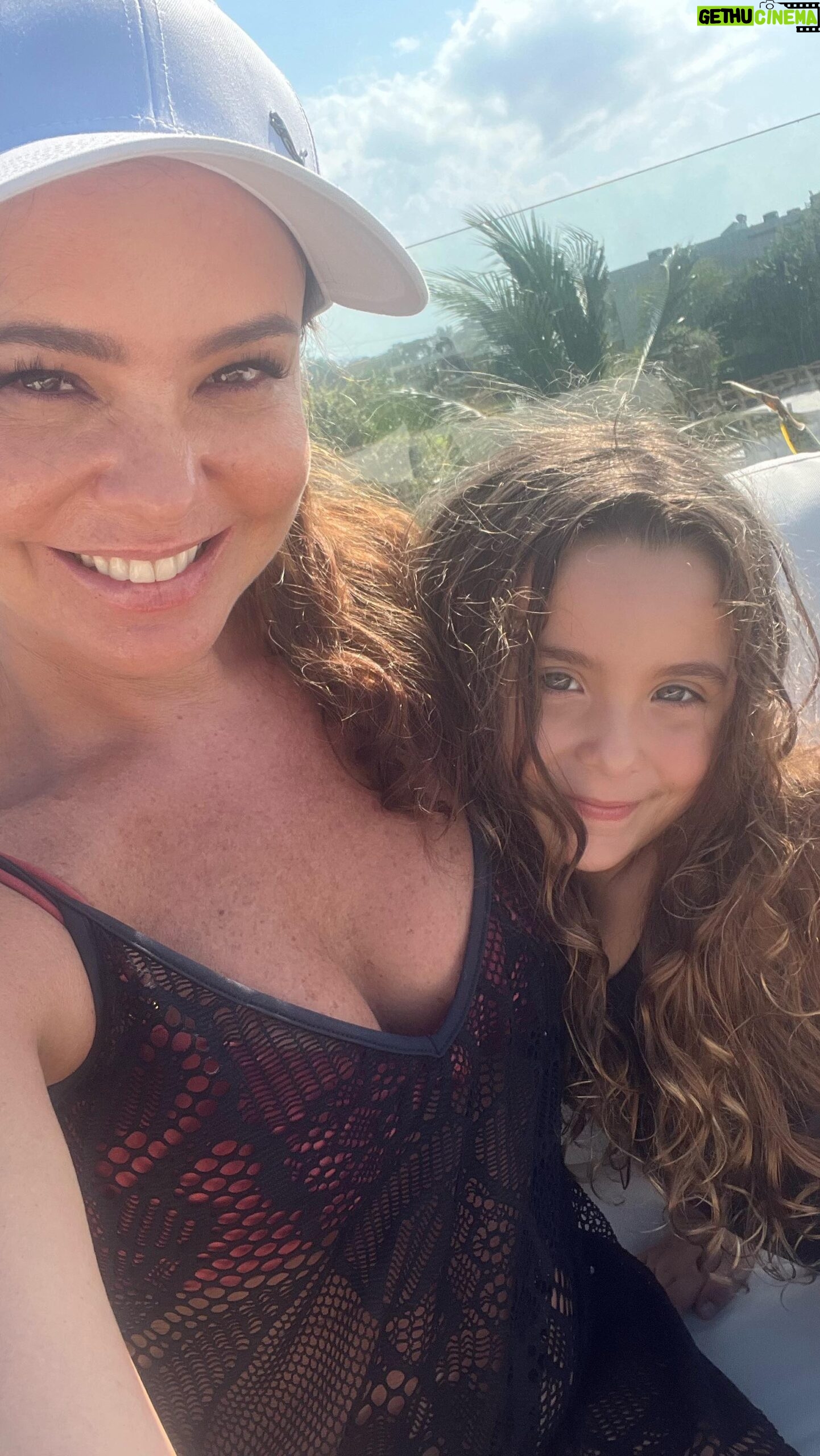 Natasha Klauss Instagram - Te amo #elena En el video te digo todo lo que siento por ti 🥰 Felices 5 años ❤️ y felicidades a la madre @soytatianaklauss hermosa por hacer la labor de mamá mejor que todos ❤️ felicidades papá #dávid❤️ Feliz #miercoles #misamores