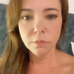 Natasha Klauss Instagram – Un mensaje para los chismosos 🥰🤪 en estas fiestas 🎉 decembrinas … 
#humor arrancando la semana con toda la actitud 🥰 se les quiere ❤️
Se les quiere #misamores 
@authentic.lawfirm gracias por tus recomendaciones 🤪