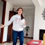 Natasha Klauss Instagram - Miércoles de sabor ♥️🥰 Bailar Cura y cantar más así no caigas en la 📝🤪 Feliz día #misamores acá disfrutando con la one y la casita nueva 🤩🙏