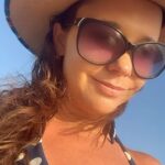 Natasha Klauss Instagram – Solo gratitud 🥰❤️🙏
Los amo #misamores 
Feliz #miercoles y vamos a agradecer hoy simplemente porque si me lees es que tus ojos están sanos y puedes hacerlo , frente a millones de personas que no pueden … somos afortunados ❤️