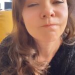 Natasha Klauss Instagram - En este momento …. 🥰🥰 feliz #miercoles #misamores Les prometo que luego les cuento que estoy pensando … 😝 Los leo👇🏻🥰