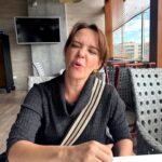 Natasha Klauss Instagram - Un día , unas fotos , un momento 🥰 Empiezo la semana con infinita gratitud 🙏🙏 Se tú ! Pero no tan tú que pares de crecer y mejorar para ti y los demás ❤️🌟 Los amo #misamores 🎶