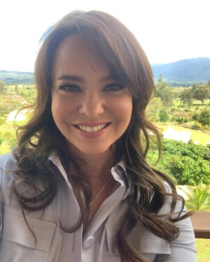 Natasha Klauss Instagram - Momentos 🥰❤️🙏
#pasiondegavilanes2 #tbt 
Besos a todos mis compañeros 🧡 los extraño 🌟
@telemundo @netflixlat 
Y pronto por @caracoltv 😀
Feliz #jueves #misamores