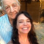Natasha Klauss Instagram - Esta es la mejor forma de recordarte ! Mi #viejo , viéndote hacer lo que más amabas , hacer tus asados ! Atender a la gente ! Amabas tu arte de cocinar ❤️ te amo y te recuerdo ❤️ Hoy se cumplen dos años de tu partida al cielo #miviejoquerido te extraño pero te siento día a día en mi ❤️