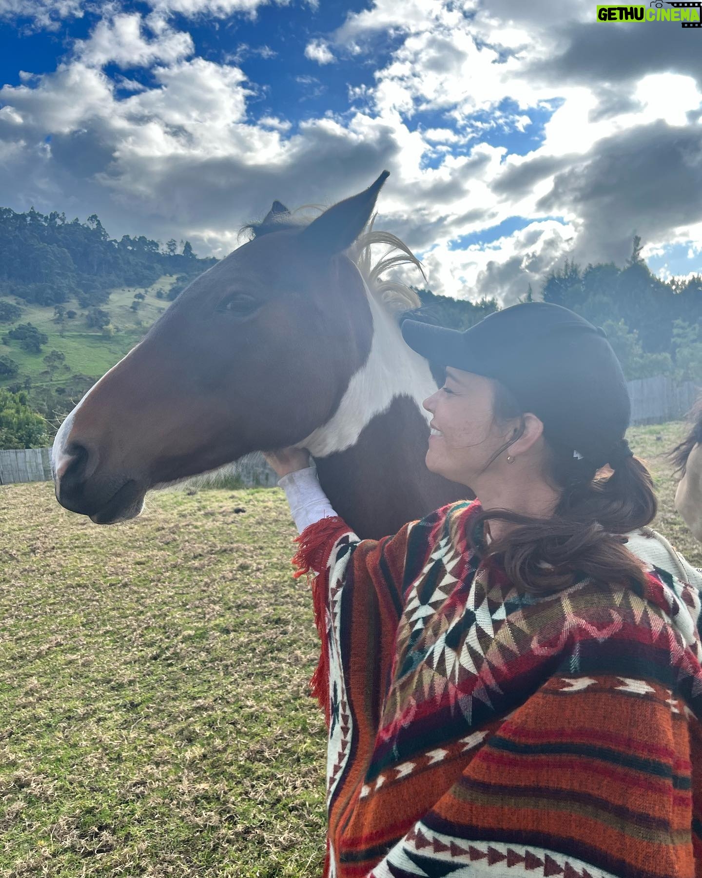 Natasha Klauss Instagram - Inspírate ! ❤️♥️ En lo pequeño , en lo grande , en lo que ves , en lo que no ves . Excelente inicio de semana #misamores