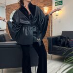 Natasha Klauss Instagram - 1.2.3.4.5.6 Cuál te gusta más ? Un dia jugando a el fotógrafo @andresvelasquez.m y la modelo 🥰 en @molapeluqueria Se acuerdan de aquel día que les conté que andaba baja de animo ? Pues este fue 🥰y mi amigo carlos se esforzó para sacarme muchas sonrisas ❤️ Que tal la belleza de capa que use para un evento que tuve de A&E ? Cómo siempre vestida por las mejores @lasbarragan Feliz inicio de semana #misamores ❤️