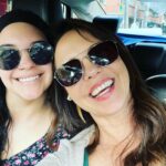 Natasha Klauss Instagram - Cuando de amores se trata ella es y seguirá siendo #miprimeramor❤️ Todo lo que sale de tus entrañas no tiene explicación alguna para describir lo incondicional y único que es ❤️ te amo #isabel @alanaranjar y amo verte así de grande , inteligente y siendo tu !!! Solo te pido una promesa … una función en la vida , honrar a tu “mamá” y honrar para mi es que seas mil veces mejor de lo que soy yo 🥰 Excelente día #misamores
