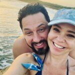Natasha Klauss Instagram – Hoy cumple este señor @elvene10 el señor que me ha hecho reír hasta las lágrimas !!! 
Hoy celebro tu ser! Tu espíritu ! Todo tu ❤️ 
DIOS TE CUIDE , tus ángeles te guarden ✨
Conciencia
Sabiduría 
Salud
Amor
Prosperidad 

Es todo esto y mas que mereces en esta vuelta al sol , que es hoy mi Capricornio  hermoso ❤️
Feliz cumple amor @elvene10