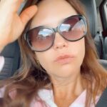 Natasha Klauss Instagram – @elvene10 me encanta reírme contigo ❤️💪

Feliz #jueves #misamores y  los invito a tomarnos la vida así , suave , reírnos , disfrutar! 
Es un ratico ❤️ que sea un ratico maravilloso❤️