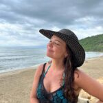 Natasha Klauss Instagram – Recibe el aire
Recibe el amor
Recibe el “hoy”
Recibe la vida
Recibe mi abrazo hoy ❤️
Feliz #jueves #misamores
#tbt de hace unos días en mi amada #barranquilla