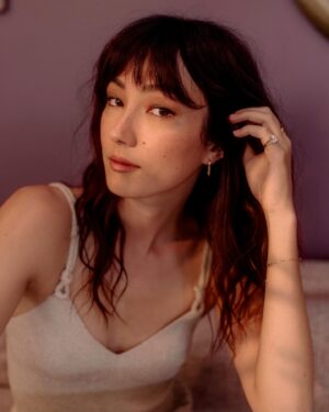 Natasha Liu Bordizzo Instagram - Thank you @elizabethrweinberg for these lovely portraits!! Thought I’d finally post some long lost strike content 🍇🍇