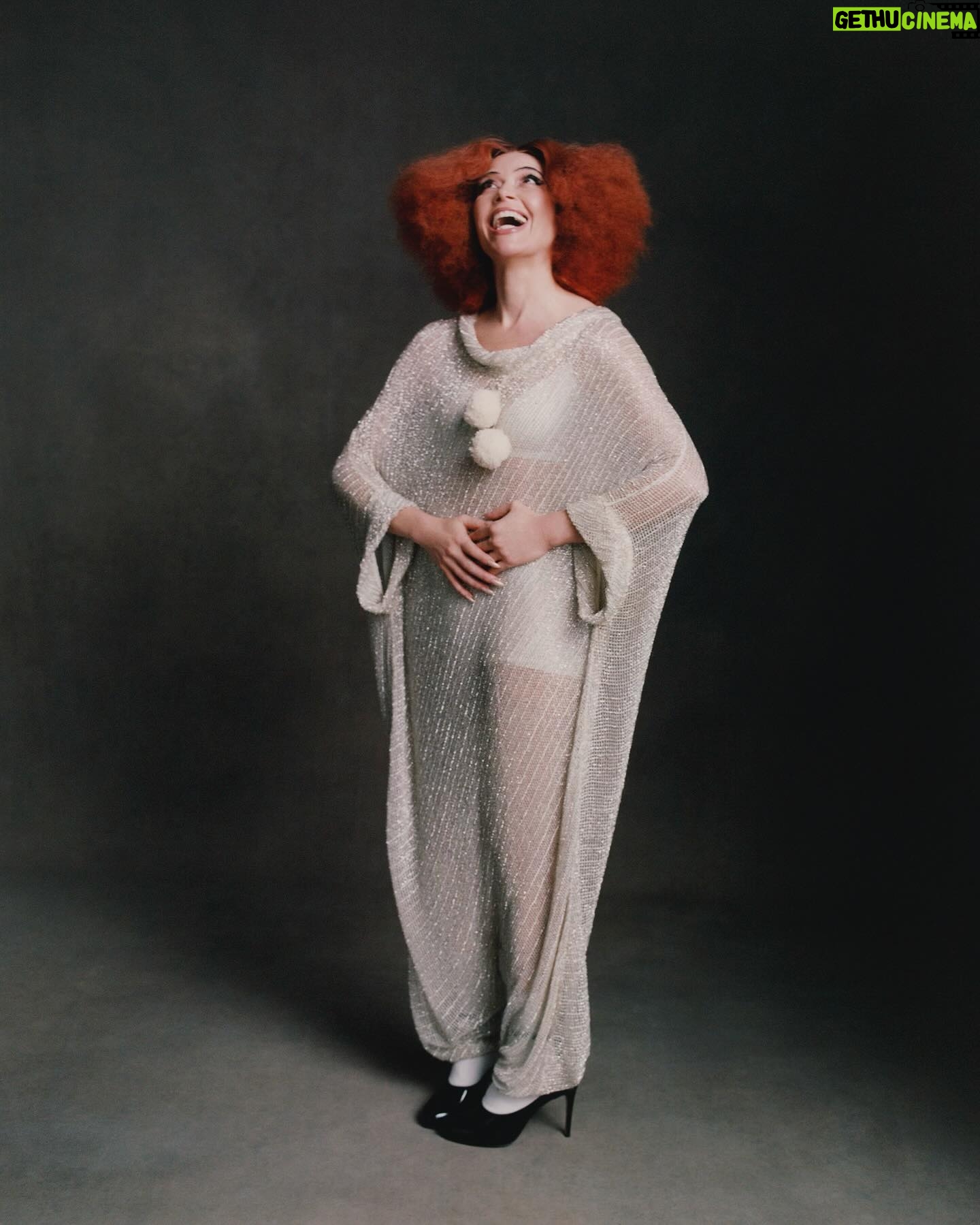 Natasha Lyonne Instagram - @blancmagazine on behalf of @jacnov’s #GetOnYourKnees streaming on @Netflix Jan 23, 2024 💘 @goykshow Photographer: @charlottehadden 🎥♥️ Stylist: @karenclarkson 🔥🔥 Hair: @jillianhalouska 🥰💍🥰💍🥰 Makeup: @lucyburt1 Nails: @liga_nails 💘💘 Nothing Lasts Forever Issue 25 “Forever is complicated,” Natasha Lyonne says from her home in Los Angeles. “There’s this guy, Carlo Rovelli, a quantum physicist who wrote The Order of Time. He asks, ‘Are we proceeding through time, or are we in all moments at once? If I walk into a moment and something reminds me of a past experience, am I suddenly in the past? Or past and present?” In that way, everything lasts forever. Words by @farankrentcil “Nothing Lasts Forever” Issue 25 on newstands next week. Talent: @nlyonne Editor in Chief: @teneshiacarr Fashion: @jw_anderson @chinchin Retouching: #JamesMidwinter Location: @shoreditchstudios Casting: @laurentabach 👯♀️💘👯♀️ Photography Direction: @_mq_____ Production: @themorrisongroup