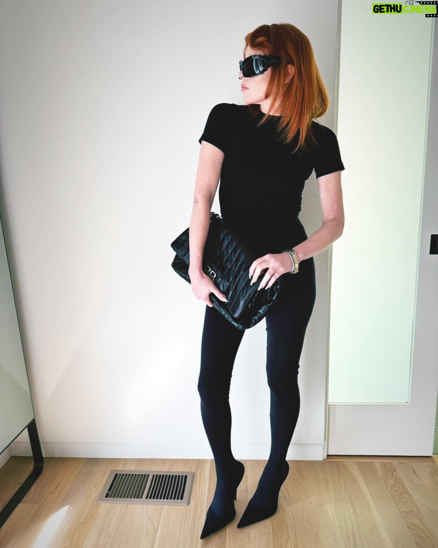 Natasha Lyonne Instagram - Thank you @balenciaga 👽👽👽