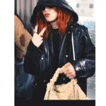 Natasha Lyonne Instagram - Thank you to @glblctzn, @common, @rachelbrosnahan for all the great work you do & to the brave crowd that came out in full force despite the rainstorm! @proenzaschouler @jackmccollough @lazro: I did my best to keep the gear safe n sound & I love you. ☔️🕊️☔️🕊️☔️🤍🤍🤍 swipe>>> 📸 @jameskaliardos 🤍