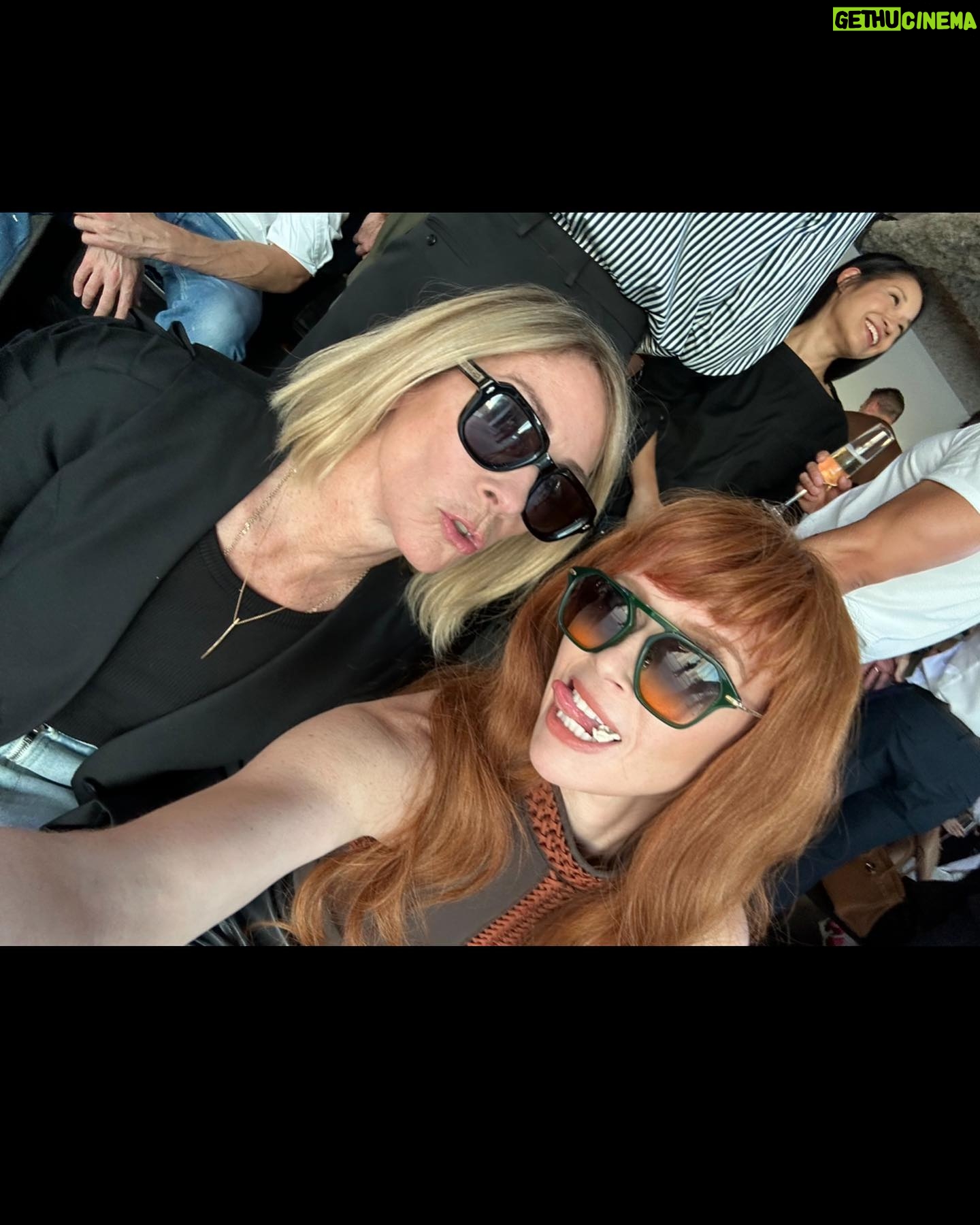 Natasha Lyonne Instagram - Thank you @hermes for the beautiful show & time with my love @kimletgordon. 🧡
