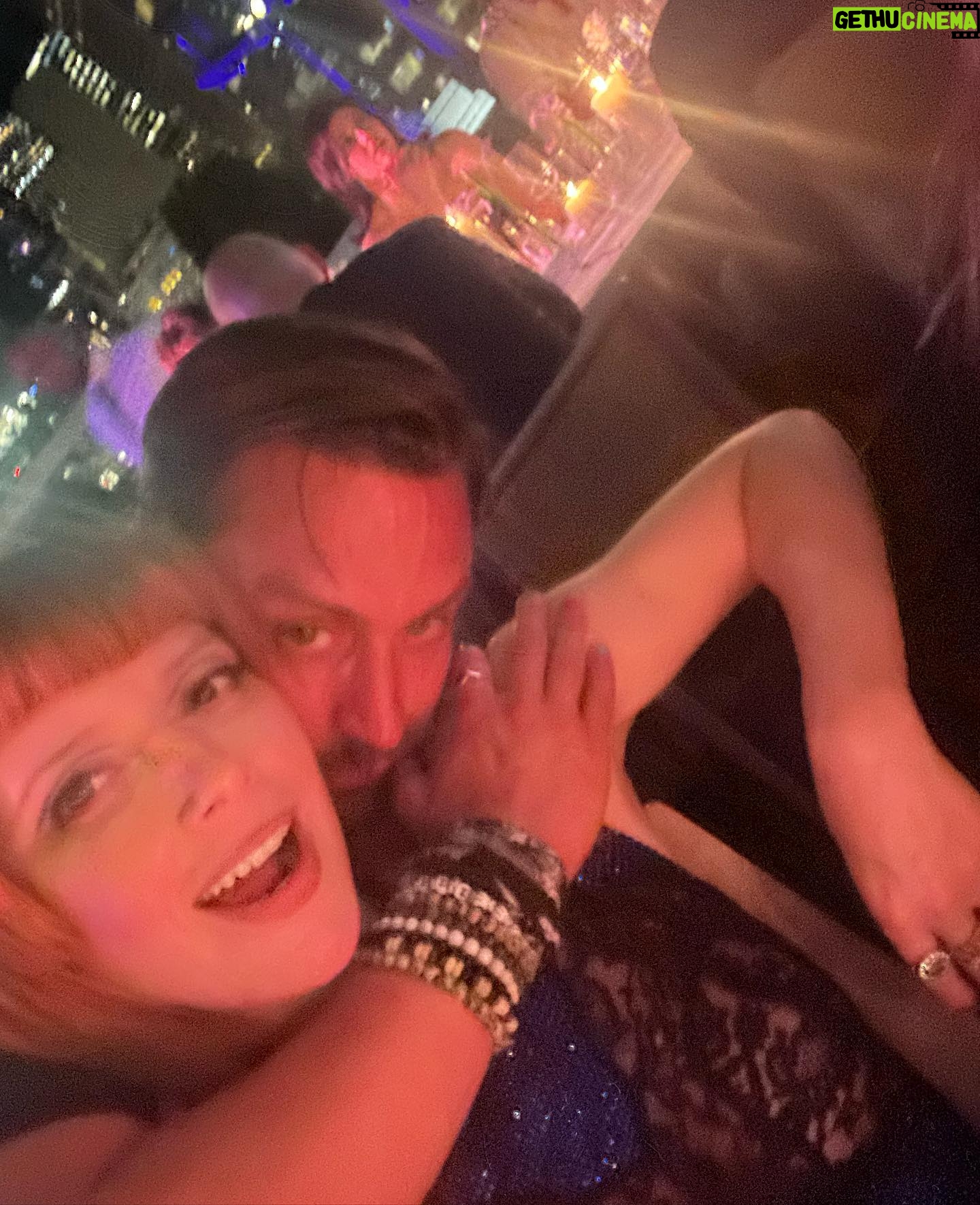Natasha Lyonne Instagram - Thanks @tagheuer for a great night! And congrats #kieran on all your @successions!! Also, play more chess, kids. CC: @lissy_trullie ♟️♥️👹🧠