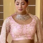 Natasha Majhi Instagram - 🌹❤️🌹 #ootd #somamajhiofficial Edit by : @_yogeshyadav_13 #jewellery #traditionalwear #mumbai #artist #drawing #beauty #handloom #designer #bhfyp #lehenga #tattoos #ootd #weddingdress #photooftheday #silksaree #kerala #food #fashionblogger #silk #design #makeup #picoftheday #tradition #instadaily #bridal #follow #travel #ink #earrings
