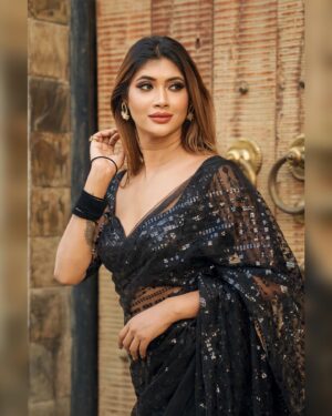 Natasha Majhi Instagram - A Dash of Desi ♠️♠️
📸 : @dj_media_works______ 
Earrings: @aksha_handmadejewelry 
Saree by : @odette_style 
Management Pr : @dishadesire 
Asst by : @jitendra5440yadav 
 

#ad

#trending #viral #instagram #love #explorepage #explore #instagood #fashion #follow #tiktok #like #likeforlikes #followforfollowback #photography #india #trend #instadaily #memes #music #style #trendingnow #reels #foryou #likes #photooftheday #model #bollywood #bhtyp #somamajhiofficial