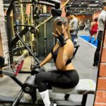 Natasha Majhi Instagram - Shape of booty🍑❤️‍🔥🔥 . . . 👟: @underarmourind @underarmour Gym wear : @urbanic_in 📍: @whynotfitnessofficial #ad #collbration #somamajhiofficial #gym #fitness #workout #fit #fitnessmotivation #motivation #gymmotivation #training #gymlife #muscle #fitfam #health #lifestyle #sport #fitnessmodel #love#healthy #instagood #exercise #healthylifestyle #strong #instagram #instafit #fitnessaddict #follow #fitnessjourney