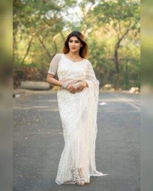Natasha Majhi Instagram - 🤍🕊️wear peace with proud 🤍🕊️

#trending #viral #instagram #love #explorepage #explore #instagood #fashion #follow #tiktok #like #likeforlikes #followforfollowback #photography #india #trend #instadaily #memes #music #style #trendingnow #reels #foryou #likes #photooftheday #model #bollywood #bhtyp #somamajhiofficial