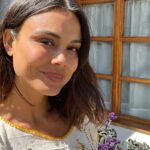 Nathalie Kelley Instagram – “There was a time when we were all indigenous to a place. It never occurred to us to poison our rivers to make money. What if that world could once again be our future?” I share my vision for a future based on the indigenous teachings of my ancestors.
 
The video premiered on 8th June as a preface to Pangea: a new work by Love Ssega and an ensemble of Philharmonia musicians, exploring climate refugees and presenting a positive vision of hope for our future.
 
Join @futurereboot over the next few weeks to explore what it means to be a #futureancestor, inspired by the work of @lovessega and the @philharmonia_orchestra. Visit the campaign hub in Reboot the Future’s bio for more details.