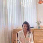 Nathalie Kelley Instagram - I’ve kept a journal on and off from very young age but I never knew if I was “doing it right.” I know it’s a personal practice not meant for sharing but I always had this nagging feeling that my current style was not making me a better writer or helping me expand my creativity. Enter @nina_karnikowski to the rescue with this brilliant concept of journaling prompt cards- designed by a writer with budding writers in mind. The cards have helped me on a creative but also on a personal and emotional level. After pulling this particular card on despair I was able to channel compassion not just for the victims of violence around the world, but for those who support violent policies out fear. Acknowledging my despair helped me have compassion for the the fear that is the driving force of violence - bringing me some catharsis during these heavy times. 🙏🏽🌟 Full disclosure @nina_karnikowski and I have been best friends for over 20 years but even if I didn’t know and love her deeply I would recommend these cards to anyone wanting to take their creativity to the next level. After using them a few months of use I can feel my right brain expanding as I sit down to write and the ritual around picking a card is the perfect invitation to commit to this daily practice. I know Christmas has passed but I highly recommend getting these as a gift to your own inner artist. Link in my bio :) Song : Heart Takes Flight: Awaré Ram Dass Blouse: @laspollerasdeagustina