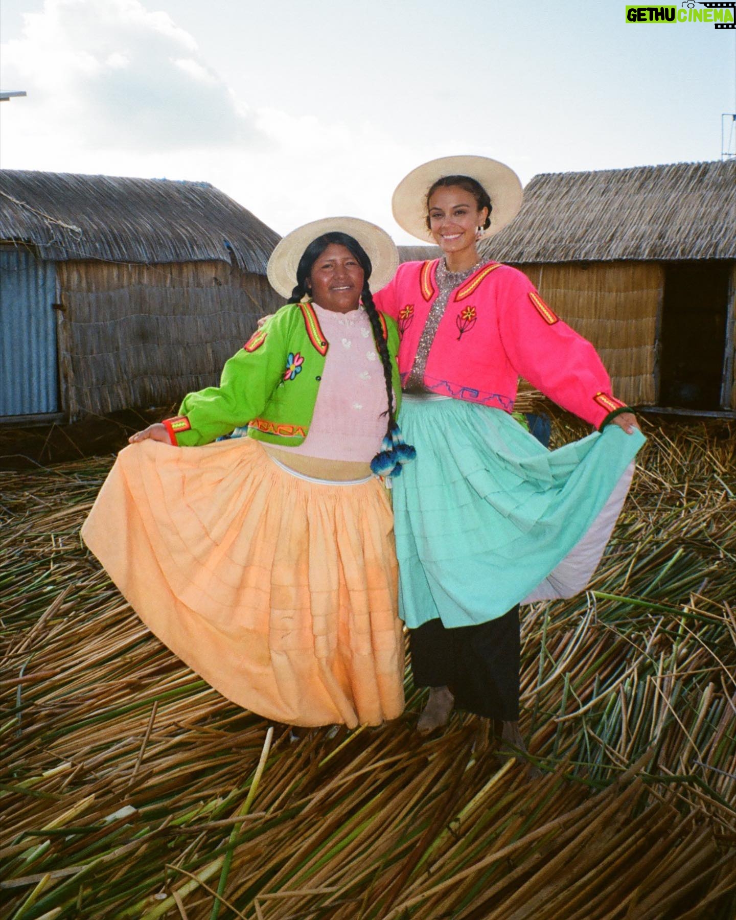 Nathalie Kelley Instagram - A brown girl in a black and white world. Meditations on cultural identity and growing up in Sydney, Australia while maintaining deep roots in the Andes of Peru…. 🇦🇺 🇵🇪 anyone else have a similar experience?