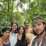 Nathalie Kelley Instagram – When I first came across @ninagualinga and her incredible work a few years ago, the idea of visiting her in her village of Sarayaku was a distant dream. That dream was recently made a reality when I was invited to celebrate @ninagualinga’s 30th bday surrounded by her friends, family and ayllu (community). What a privilege for @andresalonso7 and I to wake up and drink Guayusa with her mama, and listen as she interpreted our dreams and shared her wisdom. What bliss  to swim in these crystalline waters and appreciate the beauty of a primary rainforest, lovingly managed by the Kichwa community. I know our respective Quechua and Kichwa ancestors were and still are connected by language and culture and by a shared reverence for Pachamama… thank you @ninagualinga @helenagualinga @inayusiren for welcoming me to Sarayaku, the first of many trips I hope to make you this magical part of the Amazon. 🔹And thank you @andresalonso7 for saying yes to this trip of a lifetime. The image of you drinking chicha will be forever embedded in my memory 😂.