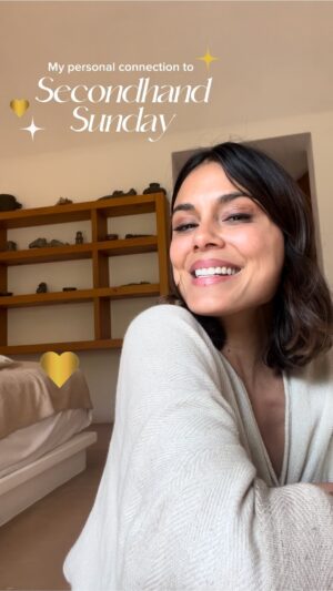 Nathalie Kelley Instagram - “Take a more conscious approach to shopping this holiday season… Join me on 11/27 for #SecondhandSunday, Poshmark’s first-ever day, dedicated to supporting secondhand sellers, circular fashion, and the planet.
 
Secondhand Sunday is between Black Friday and Cyber Monday, during  one of the biggest shopping weeks of the year. If you want to buy gifts for loved ones that week but not partake in the consumer madness, try shopping second hand. It’s not just better for the wallet, but for the planet too!”

Hear from @natkelley on her personal connection to SecondhandSunday. ♻️🫶