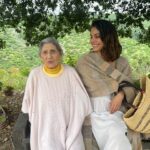 Nathalie Kelley Instagram – Happy 100th birthday to my Mamita Rafaela Mallqui!! My Quechua Queen!! 😍 MUNAKUYKI AWICHAY! She will always be my favorite backseat singer – here are some of her greatest hits!! Hoy celebramos tus 100 años! PACHAK KAWSAYNIYKITA SAMINCHAYKU!! 🥰🥰🥰🥰
