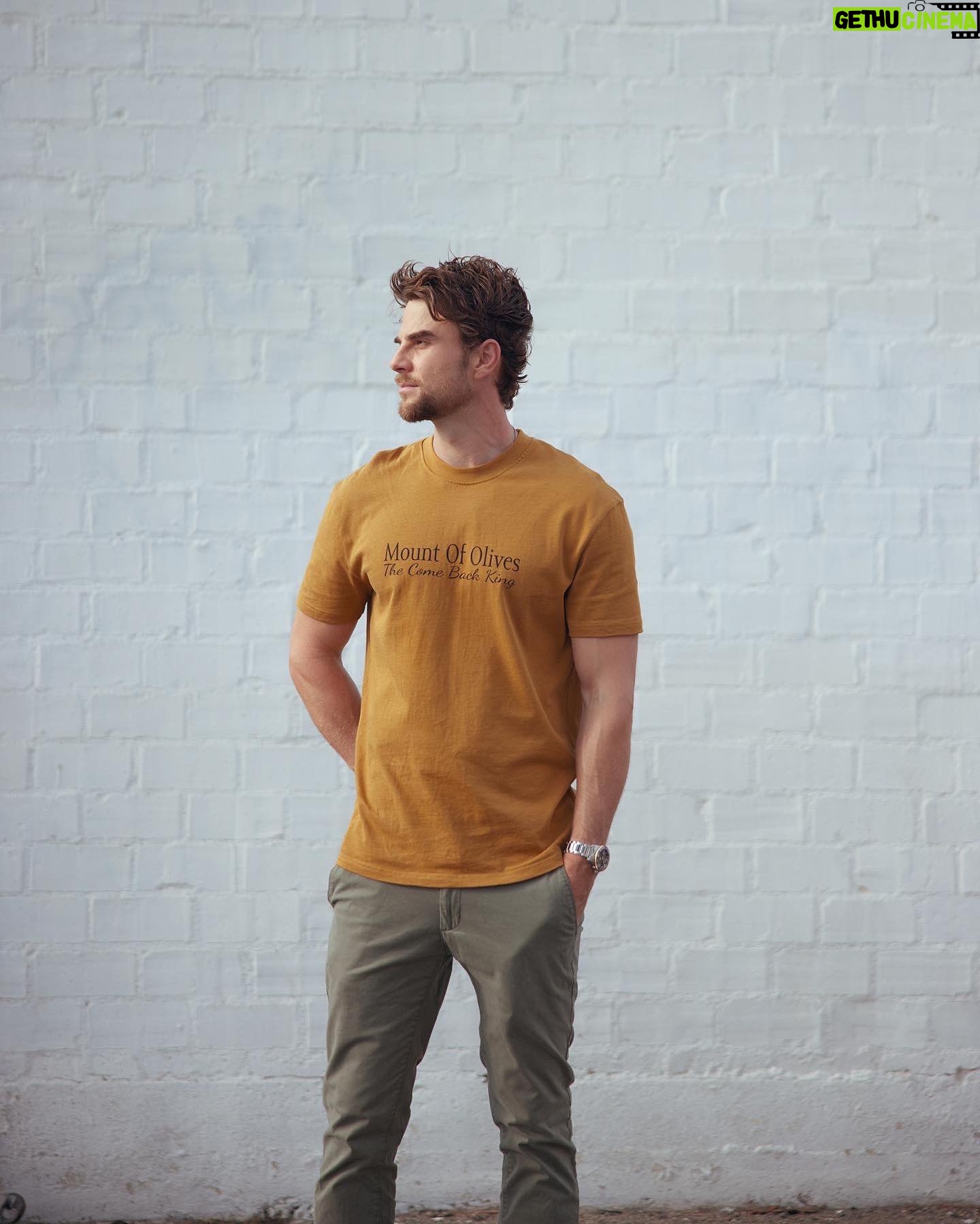Nathaniel Buzolic Instagram - Enjoy 15% of Entire store @palmsundaysco simply enter the code “PALM15” at the checkout page to receive your Discount. This Code will only be available for 24 hours so order today 🙏🏼