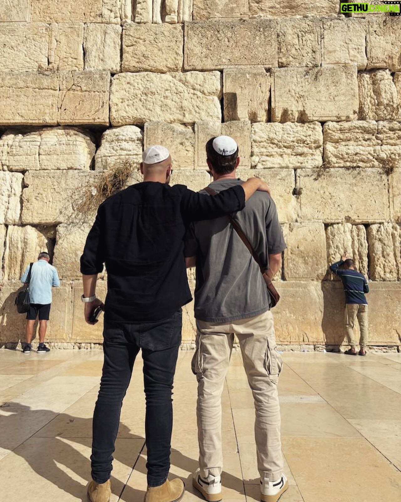 Nathaniel Buzolic - 105.2K Likes - Exactly one month ago today, over 1,400 men, women and children were massacred by Hamas terrorists in their homes, in the streets, and at the Nova Music Festival.
Over 240 Israelis and foreign nationals, including babies and Holocaust survivors, are currently being held hostage by Hamas terrorists in Gaza.
Today we remember the October 7th Massacre and stand with the victims of this barbaric and horrific terror attack.
Join us in posting this image to remember the victims of the horrific October 7th Massacre, and to bring the hostages home.
May their memory be a blessing.
#Oct7Massacre