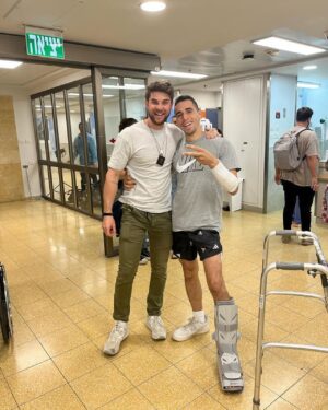 Nathaniel Buzolic Instagram - One word to describe the spirit of Israel - LIFE. 
“The children of Israel alive” “Am Israel chai” couldn’t be a more fitting statement of a nation of people such as this.

I would rather be a foreigner in their land than a citizen of my own home 🇮🇱

My time here is coming to an end. But this isn’t the last time I’ll be in this land standing with this people.