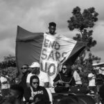 Navia Robinson Instagram - Police brutality and abuse of power is a global issue. Last night, several Nigerians exercising their right to peacefully protest lost their lives at the hands of SARS, a tyrannical federal organization that violates the civil rights of its citizens. As fellow human beings, we owe the Nigerian people our empathy, solidarity, and efforts to spread awareness and get informed. #ENDSARS 🇳🇬 Resources: ( https://www.wsj.com/articles/nigeria-protests-whats-happening-and-why-are-people-demonstrating-11603277989 ) ( https://www.amnesty.org/en/latest/news/2020/10/nigeria-authorities-repeatedly-failing-to-tackle-impunity-enjoyed-by-notorious-sars-police-unit/ ) ( https://www.washingtonpost.com/opinions/2020/10/13/sake-democracy-nigerias-endsars-campaign-against-police-brutality-must-prevail/ ) *** @feminist.co is accepting donations and providing daily reports as to how international contributions are helping Nigerian citizens and protesters!! Photo by @stephen.tayo