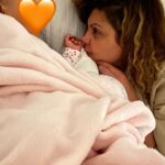 Nawell Madani Instagram – 2023 intense, de grands moments de bonheur et de tristesse.
Mais jusqu’ici tout va bien ♥️ #hamdoulilah 

2024 we are ready 🚀