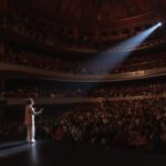 Nawell Madani Instagram - J’ai commencé par un rodage dans toute la France mais aussi chez moi à Bruxelles pour préparer mon retour. J’ai énormément de respect pour mon public! On a une relation spéciale, une belle relation. J’avais besoin de le retrouver dignement. J’ai choisi pour ce date, de plus de 2h, le sublime @theatre_champs_elysees Et c’était incroyable, mémorable. Merci à toutes les personnes qui ont contribué de près ou de loin à la réussite de ces 5 dates! Merci à mon public, pour l’amour, pour ces 5 magnifiques standing ovation ♥️ Merci à mon équipe technique: @yann.arsene Alex, Nicolas, Louis, Thibault Vous avez assurés! Merci pour votre implication, votre professionnalisme et la bonne humeur Merci à ma production: Merci @ekindinis des bains douche au TCE! Merci @pascallelli @sheeezzz et toute l’équipe @agapeprod.fr Zoé, Noam… Merci de croire en moi, de pousser les murs et les montagnes pour que ça existe! Merci @berengere_alkemia_diffusion #JeTeKiff @linda_percheron pour ton soutien sans faille. Merci pour chacun de tes mots quand je suis au bout du rouleau Merci à mon équipe artistique: Merci @marcpistolesi pour la mise en scène et ta folie! Merci pour ton exigence et ta délicatesse. Merci @juliebargeton pour ton regard et chacun de tes retours justes, pour ta sensibilité et ta franchise Merci @instarbad d’être là depuis le premier spectacle. Merci pour ton génie, ta folie! Le mec le plus drôle de Paris. Merci @naby_madani d’être là a mes côtés! Pour chacun de tes mots et la force que tu me donnes au quotidien. Merci @darkawol pour ton professionnalisme et pour chacun de tes visuels. Merci d’être mon amie. @ramdanemerouane pour le photoboot Merci @stephanecohenimpresario le meilleur attaché de presse de la place de Paris Merci @aasuzyvatinet mon agent, toi même tu sais combien je t’aime te3 les fous! Merci @panameartcafe @karimkachour @titouan.faure pour ces images. Merci @djebril_zonga mon étoile, d’avoir accepté de clôturer à mes côtés. Merci à ma famille que j’aime plus que tout! BIG UP à ma mère…sans toi, c’est impossible ♥️ merci Papa d’être venu malgré ton état de santé ♥️ Merci @yassine___ben d’être mon acolyte depuis mes débuts