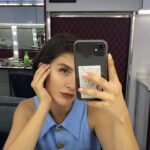 Naz Çağla Irmak Instagram - Buyrunuz Sen İnandır dump 🌱💚 Şimdi yayında! Sadece @netflixturkiye ‘de 🫵🌹 Ah Assos, sana bayıldım! İzleyin, içiniz ısınsın 🫠 @muratsaracoglu @evrenkarabyk @armanguvenc 💛