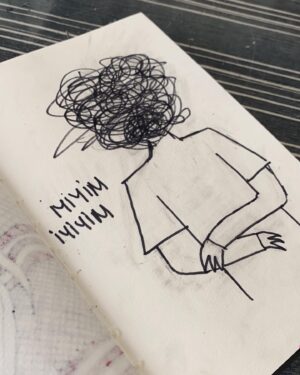 Naz Çağla Irmak Instagram - “sahnesini bekleyen oyuncu” defterimden 📌