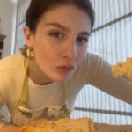 Naz Çağla Irmak Instagram - yaramazlık yaptık🤤 ekşi mayalı bagete fırın sandviç 🥪 malzemeleri görüyorsunuz anlatmaya gerek yok🤝 mutfakta vakit geçirmeyi çok seviyorum, sizinle de böyle paylaşımlar yapayım diyorum ne diyosunuz? 🫠