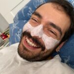 Naz Çağla Irmak Instagram - daha binlerce ayna selfiemiz olması için neler mümkün? seni seviyorum sevgilim, iyi ki doğdun ❤️‍🔥