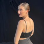 Naz Çağla Irmak Instagram - zamansız girilen bir post 🫵